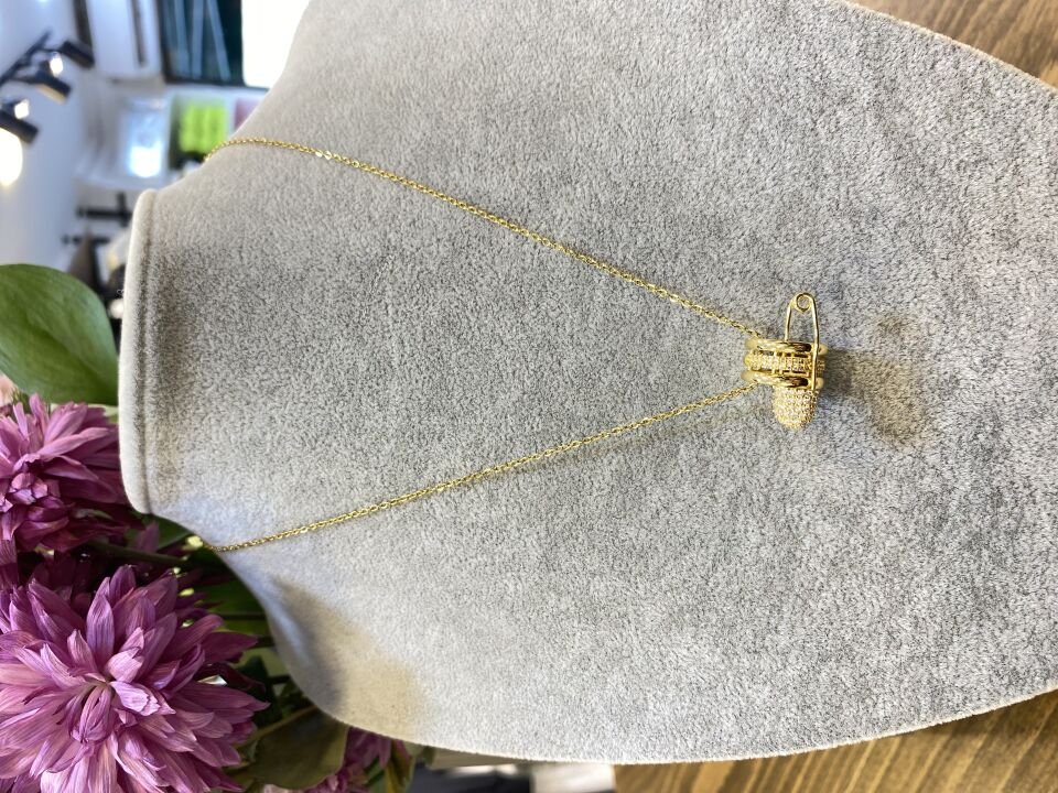 ÇENGELLİ HALKALI KO ALTIN