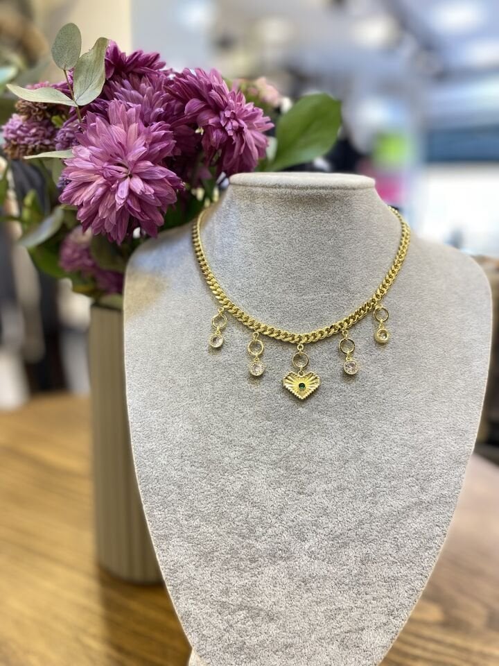 KALPLİ YEŞİL TAŞ GURMET KO ALTIN