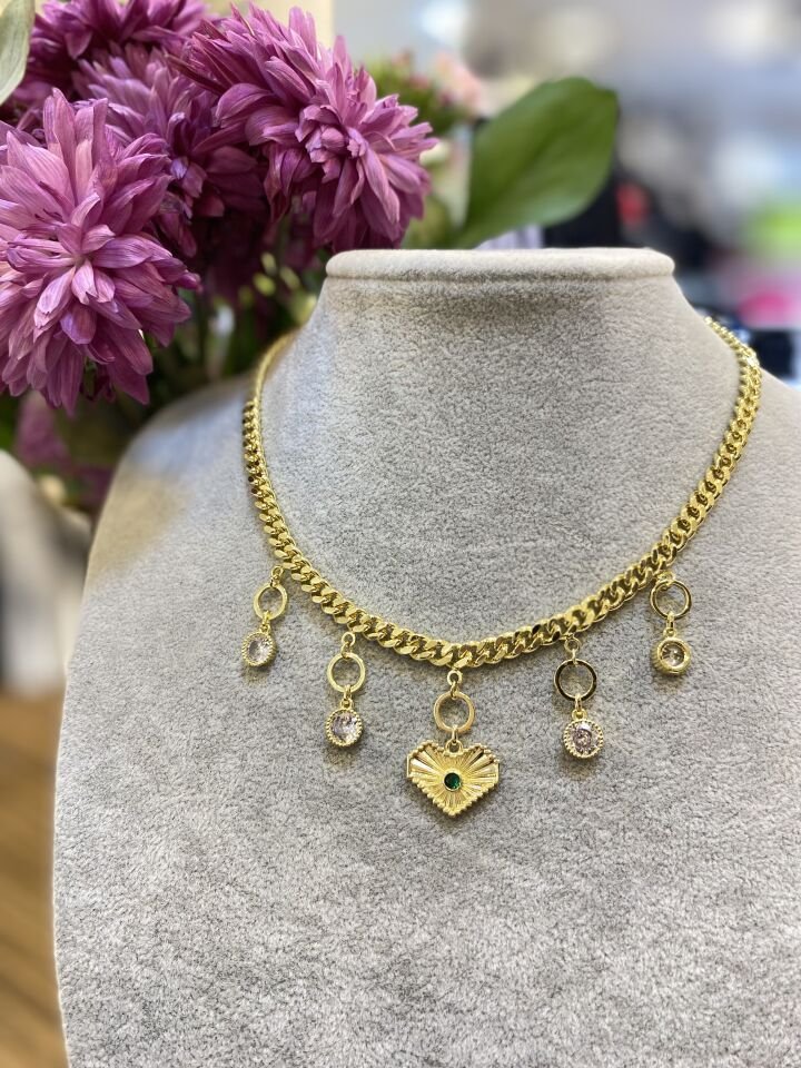 KALPLİ YEŞİL TAŞ GURMET KO ALTIN